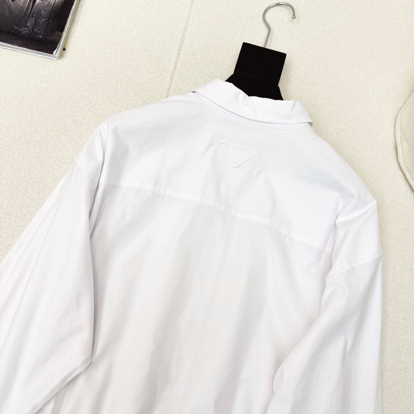 Drawstring cropped shirt with a sense of high - end luxury