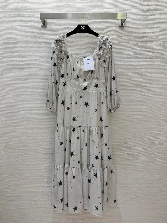 Long - length dress with all - over five - pointed star prints, lace - trimmed details, lantern sleeves and a square neckline
