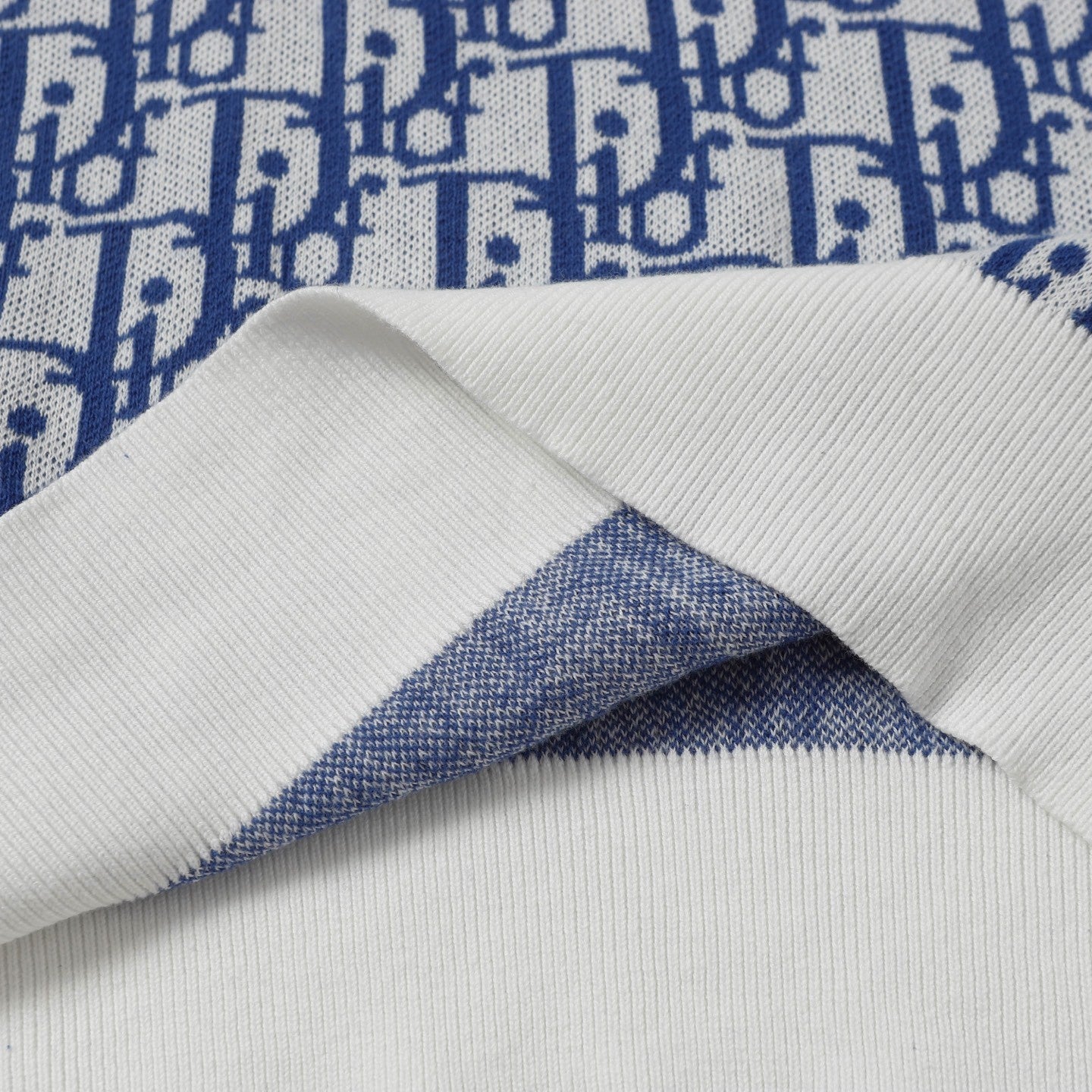 Iconic Monogram Knit T - Shirts: Luxury Meets Style