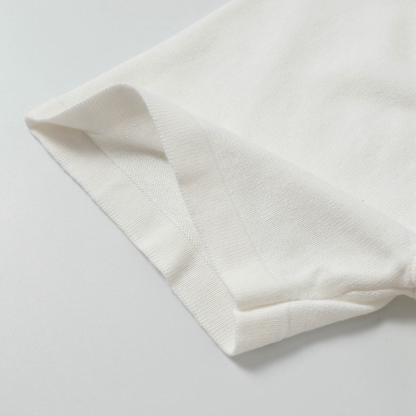 Distinctive LV - Logo Knit T - Shirts: Luxury and Style Redefined