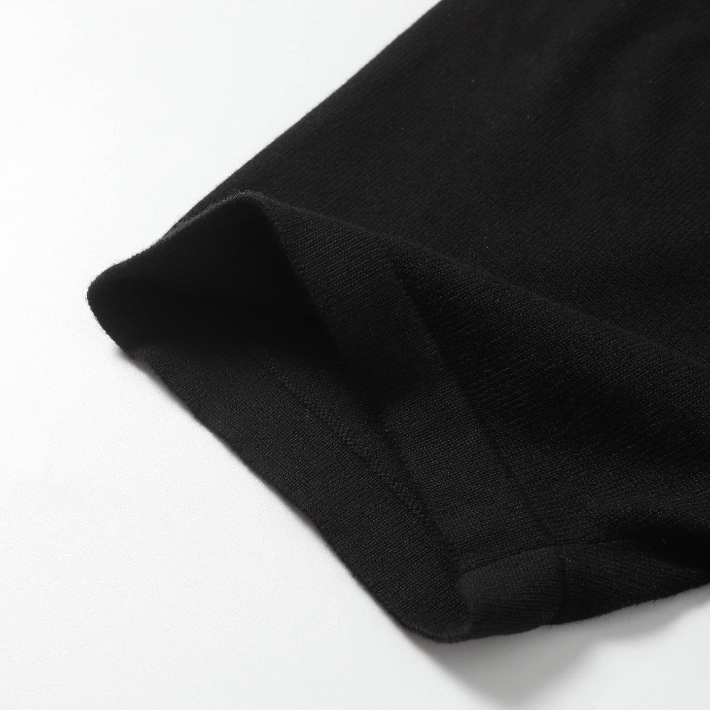 Distinctive LV - Logo Knit T - Shirts: Luxury and Style Redefined