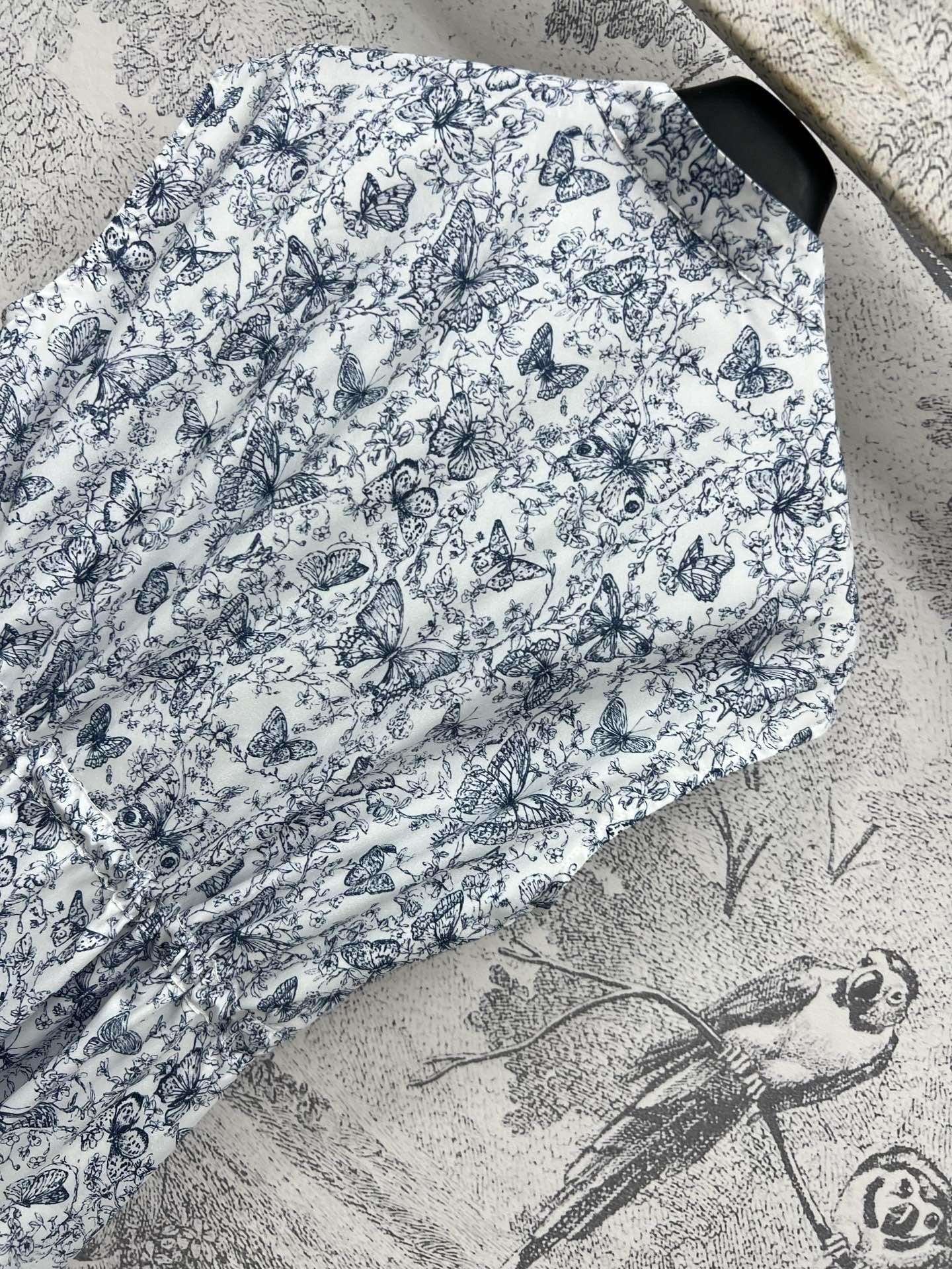 Butterfly and flower printed stand-up collar sleeveless dress