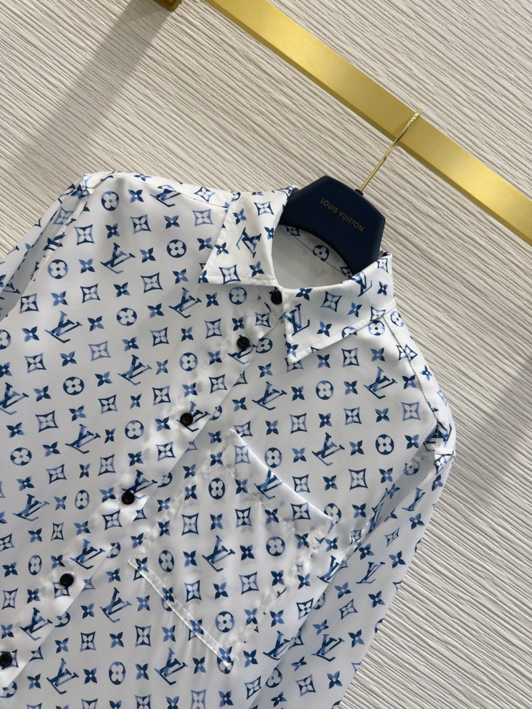 Long - sleeved Printed Logo Shirt