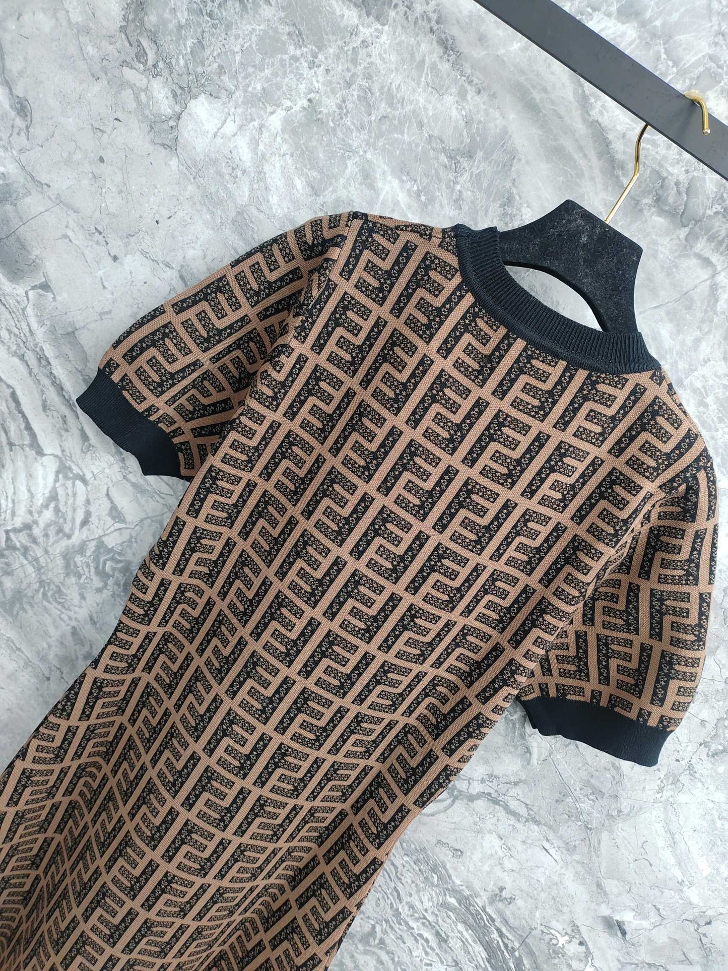 Dress with Interwoven Brown and Black Classic Double - F Pattern