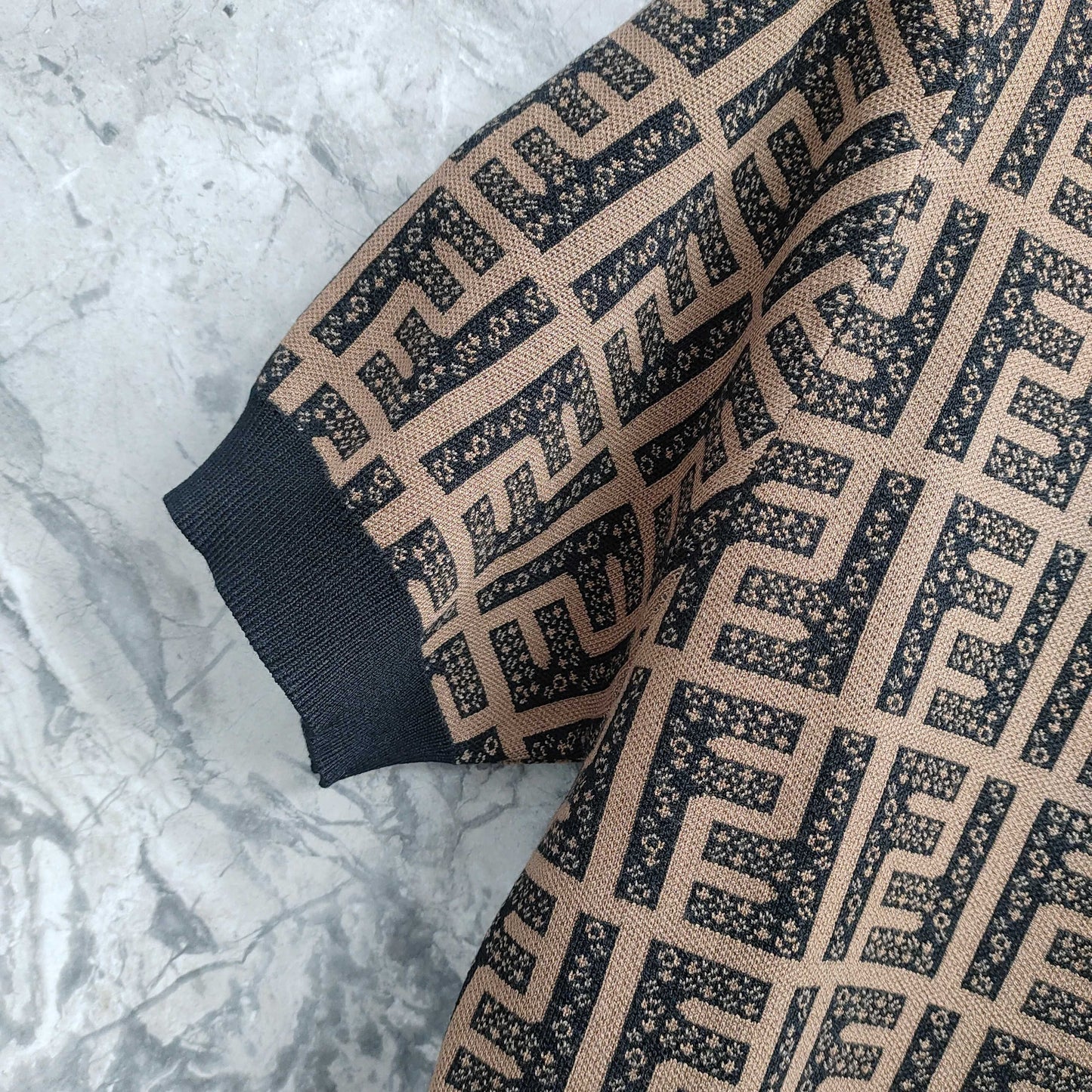 Dress with Interwoven Brown and Black Classic Double - F Pattern