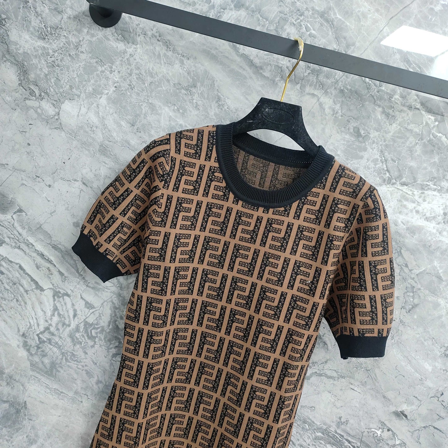 Dress with Interwoven Brown and Black Classic Double - F Pattern