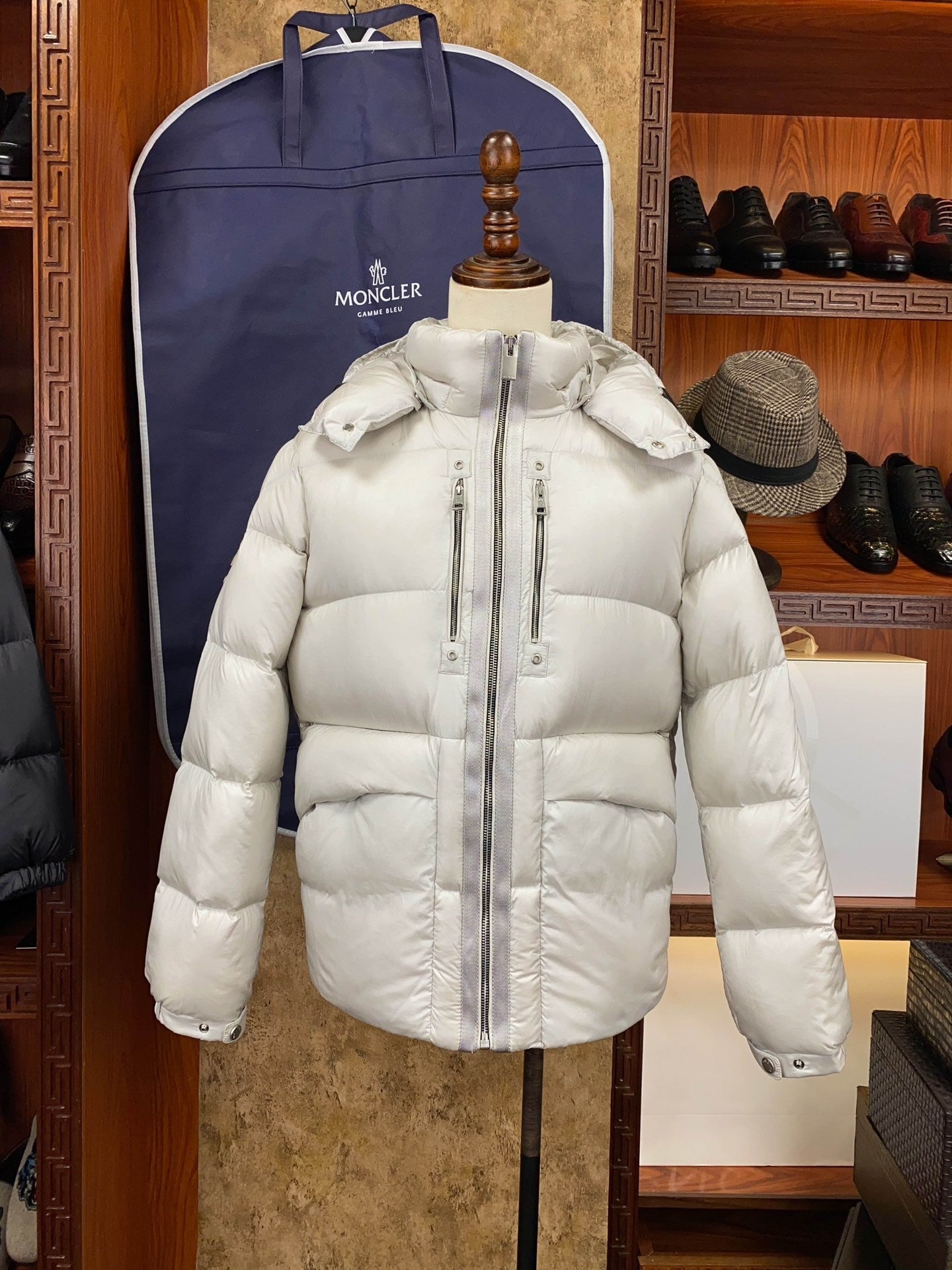 Silver  grey Women's Short  length Down Jacket