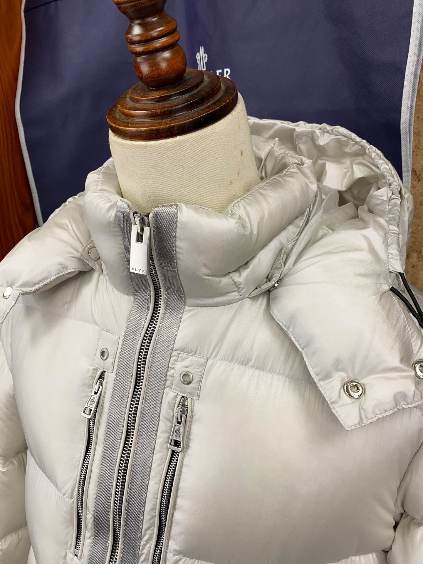 Silver  grey Women's Short  length Down Jacket