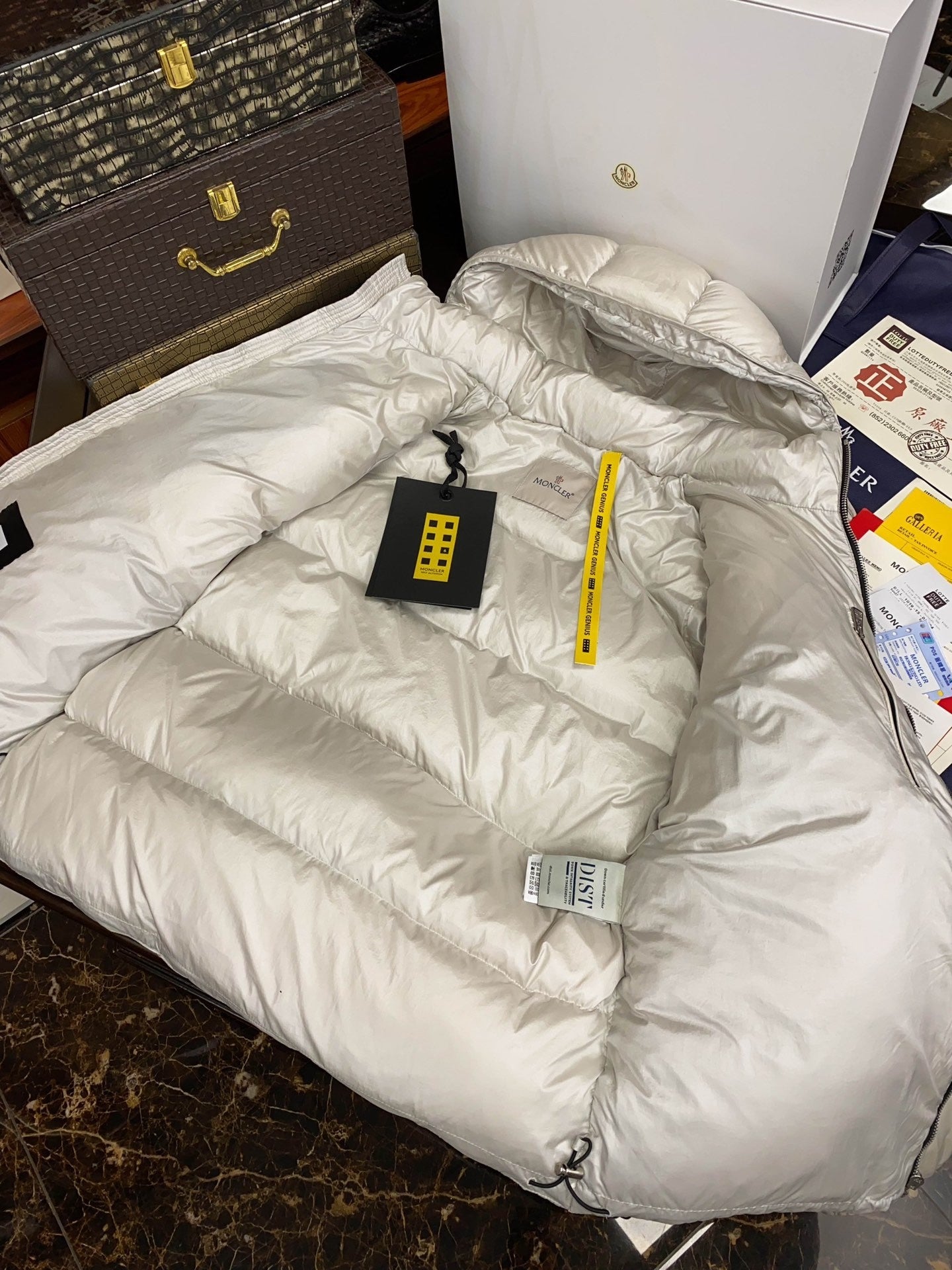 Silver  grey Women's Short  length Down Jacket