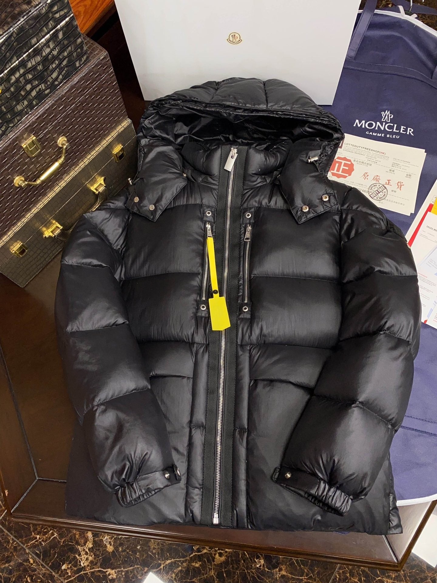 Black Women's Short  length Down Jacket