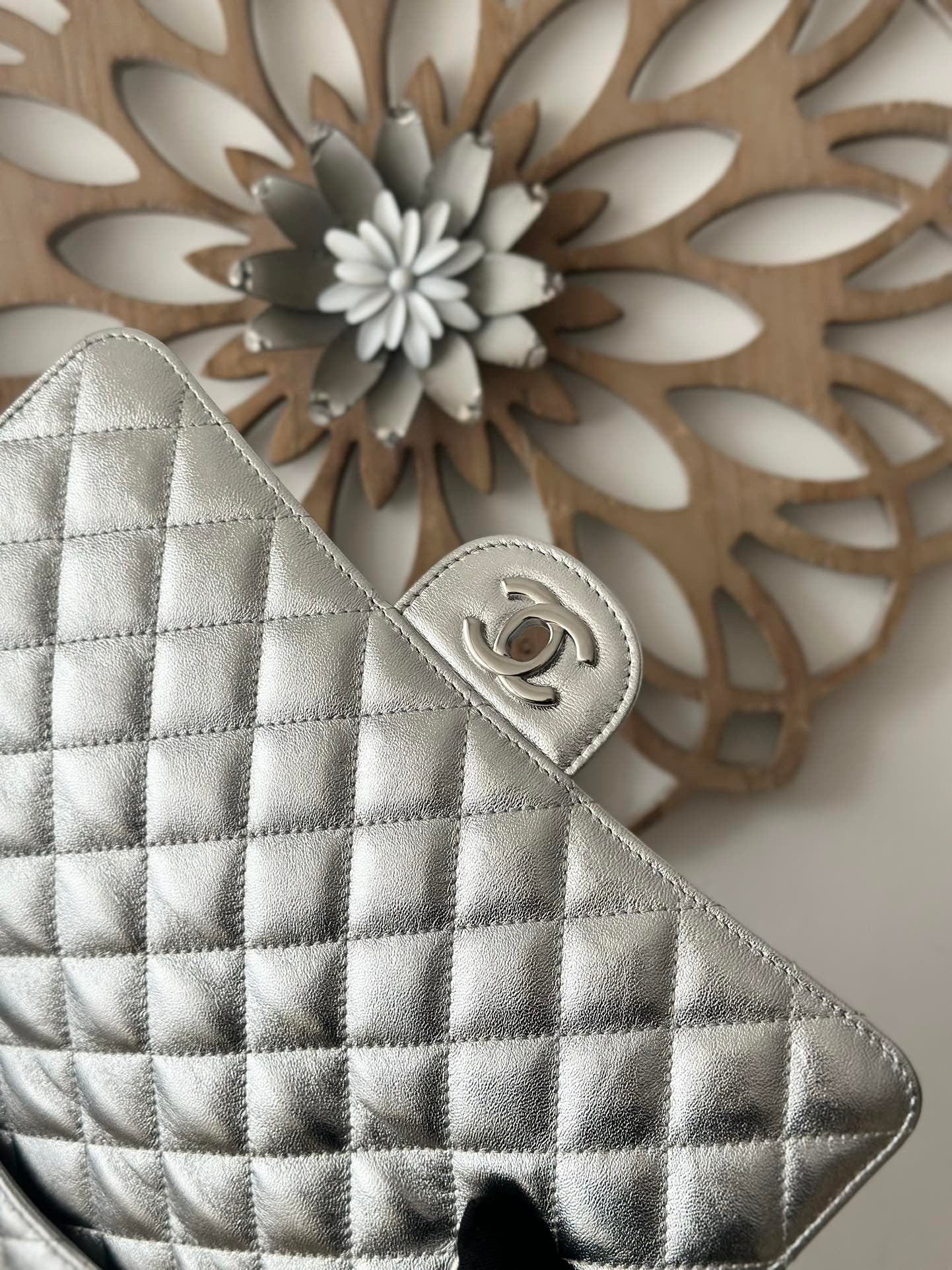 The classic Silver  Chain Flap Bag in new pearlescent colors