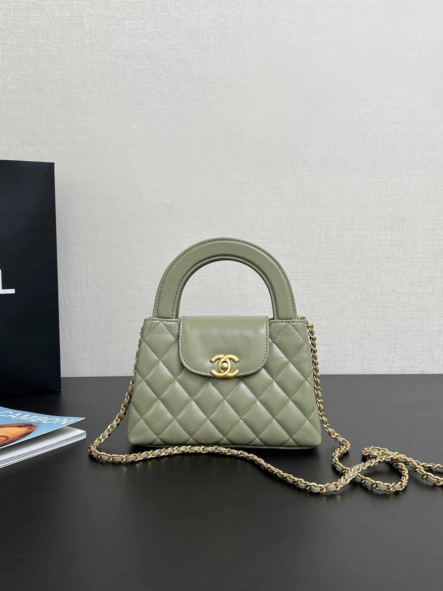 Large - sized Kelly Quilted Handbag