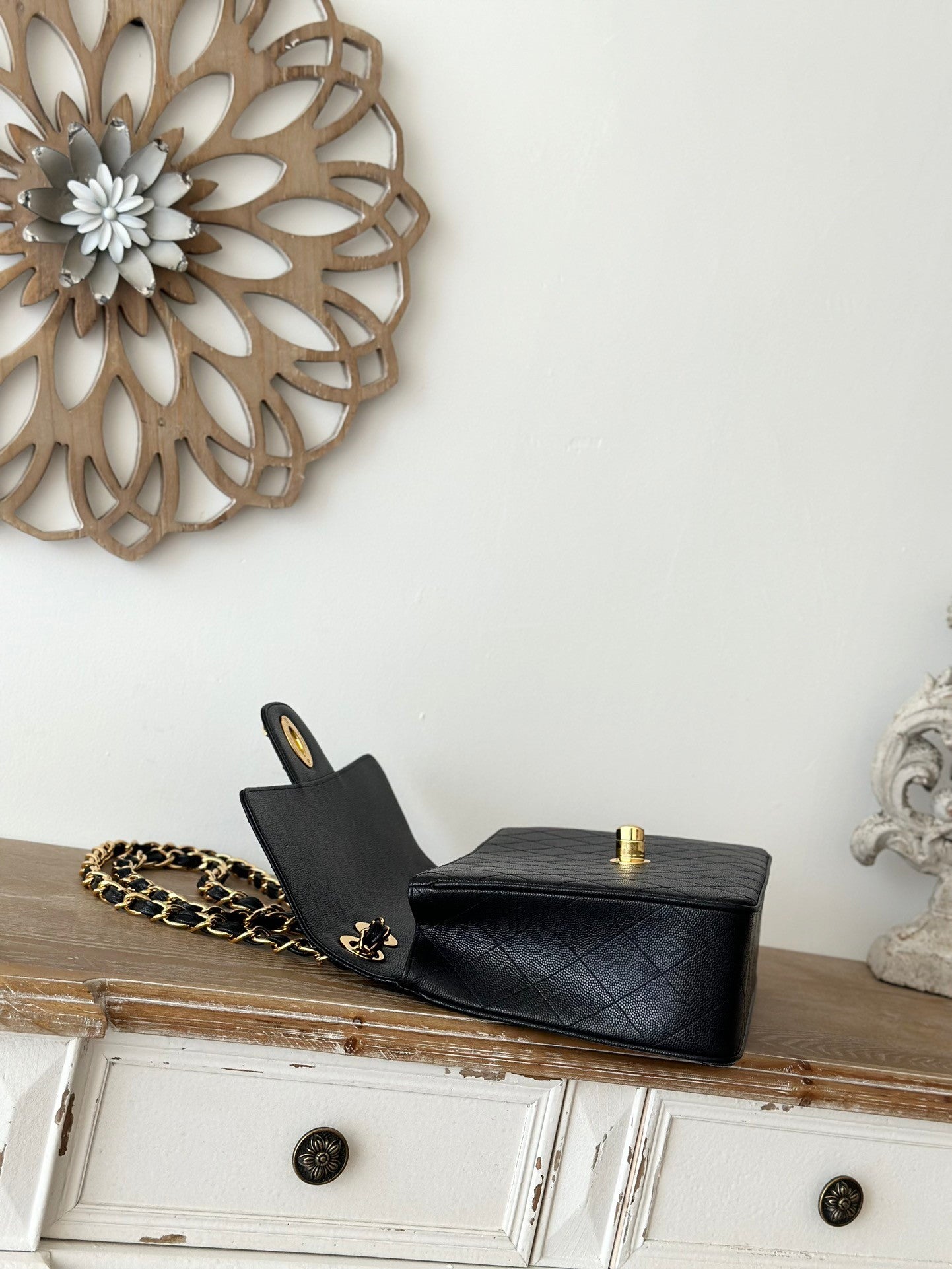 Black lambskin Quilted Flap Chain Bag