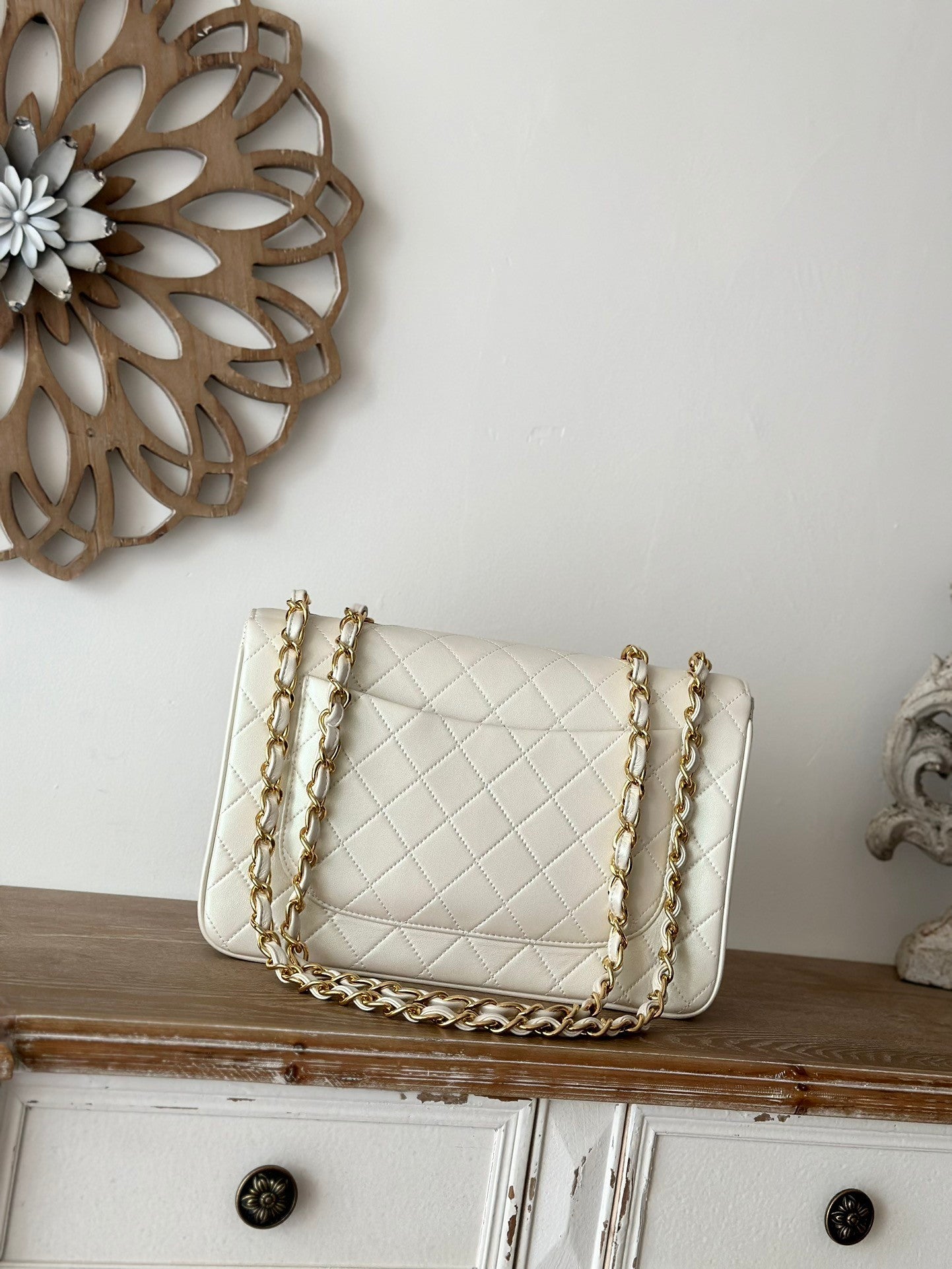 White lambskin Quilted Flap Chain Bag
