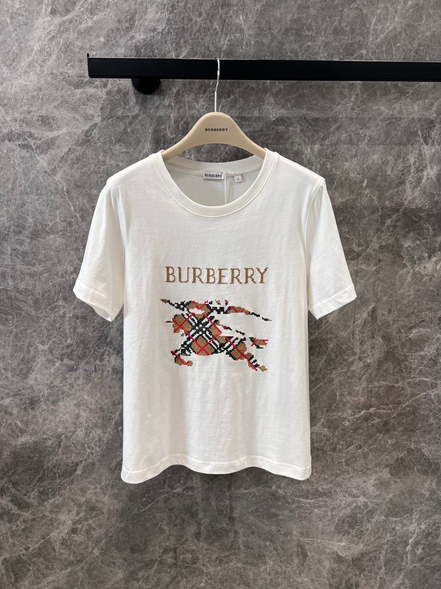Round-neck Short-sleeved T-shirt with Knight and War Horse Embroidery