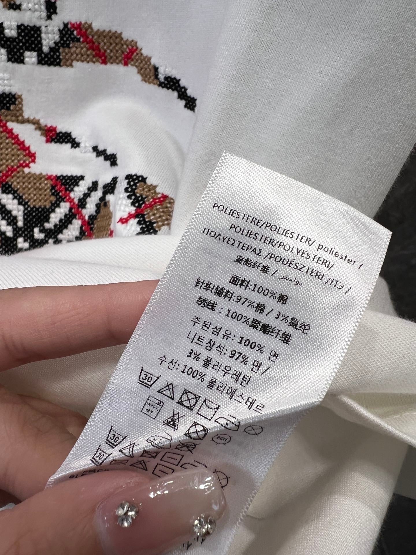 Round-neck Short-sleeved T-shirt with Knight and War Horse Embroidery