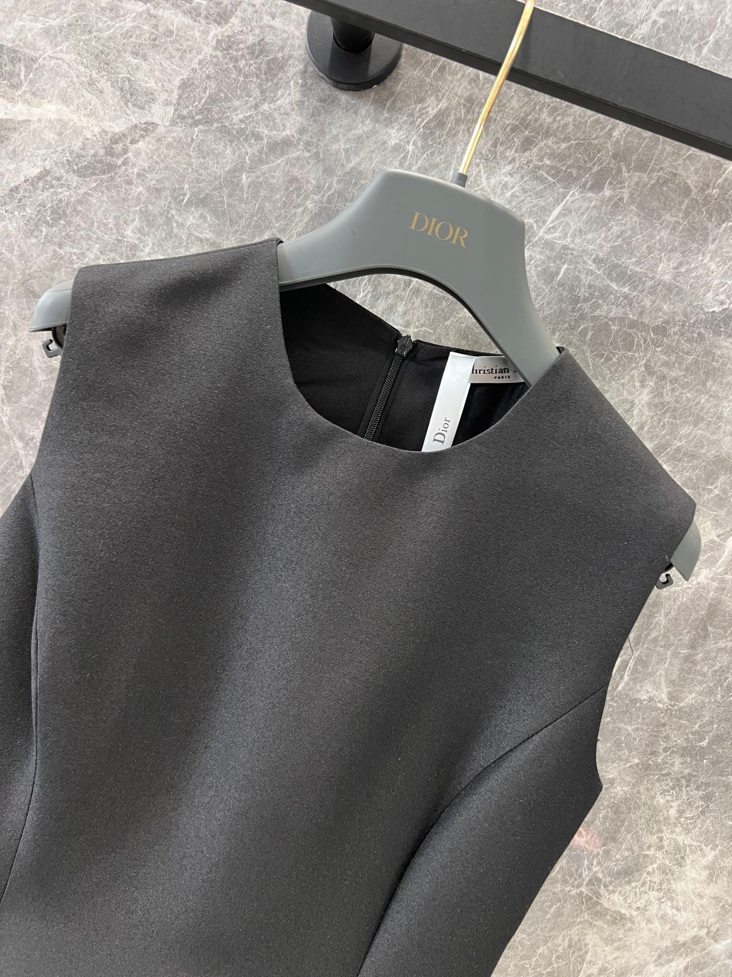 Black Simple Waist  Cinching Dress