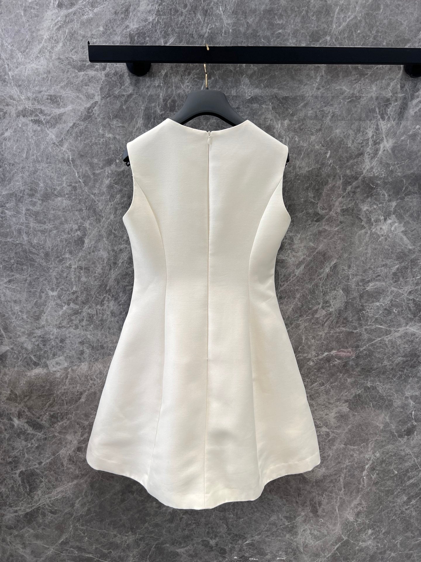 White Simple Waist  Cinching Dress