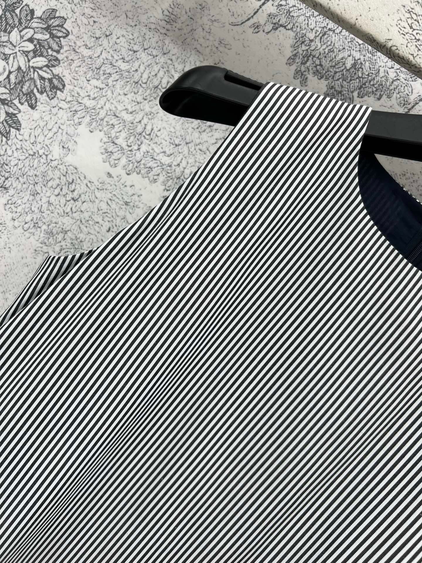 Striped sleeveless dress