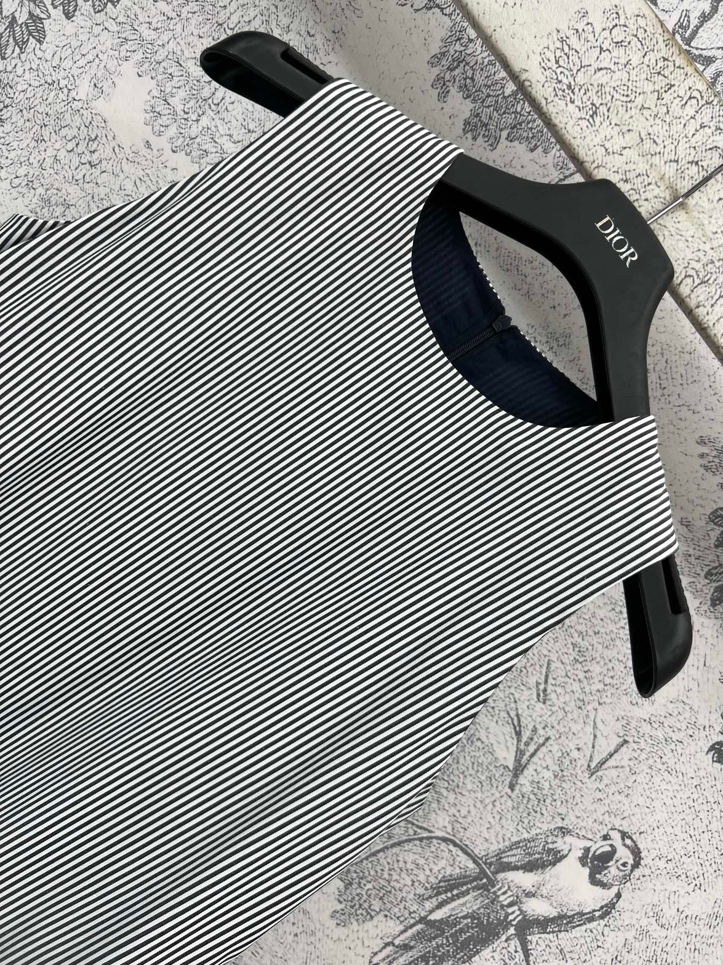 Striped sleeveless dress