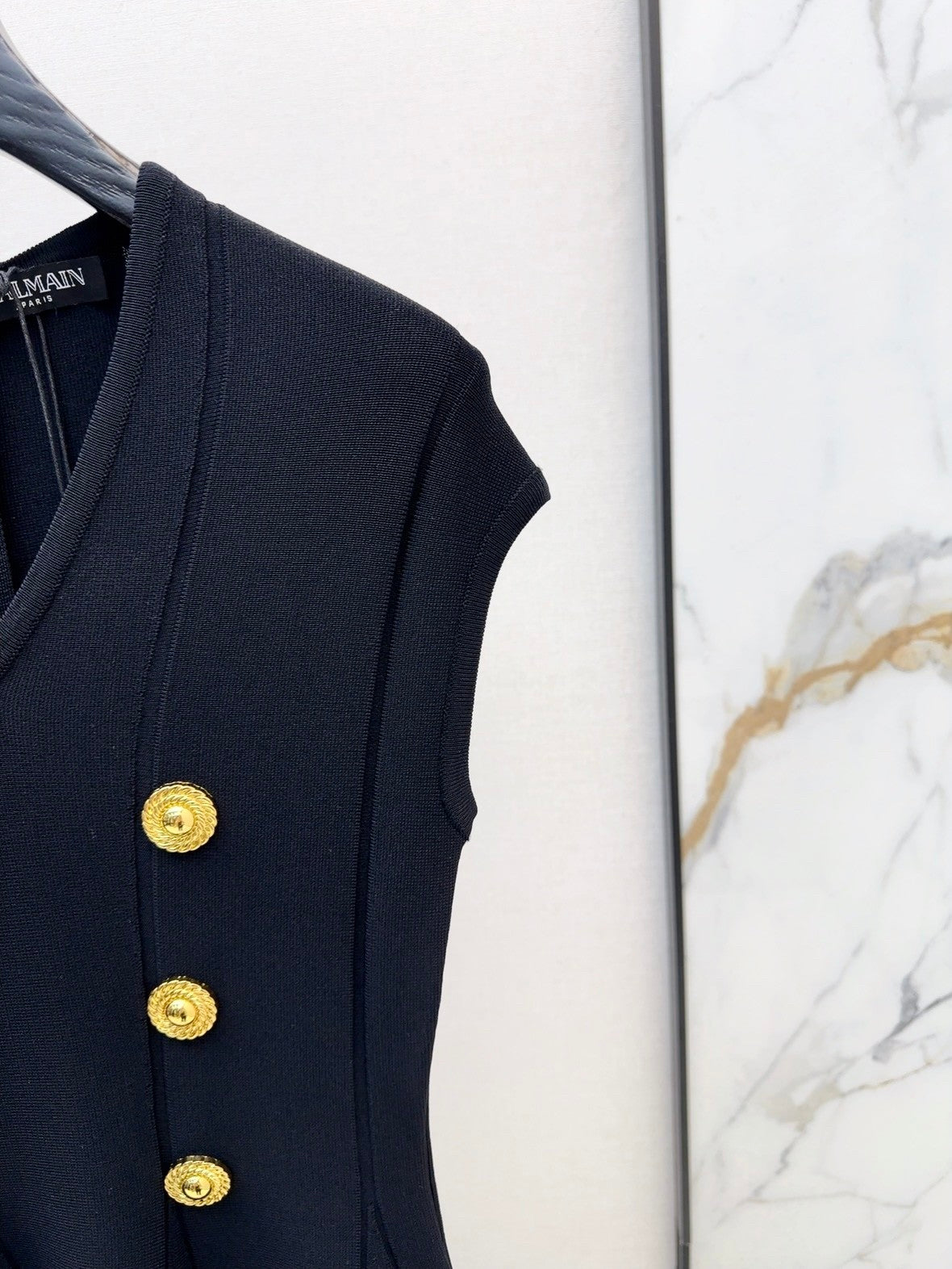 Black Sleeveless V - neck Dress