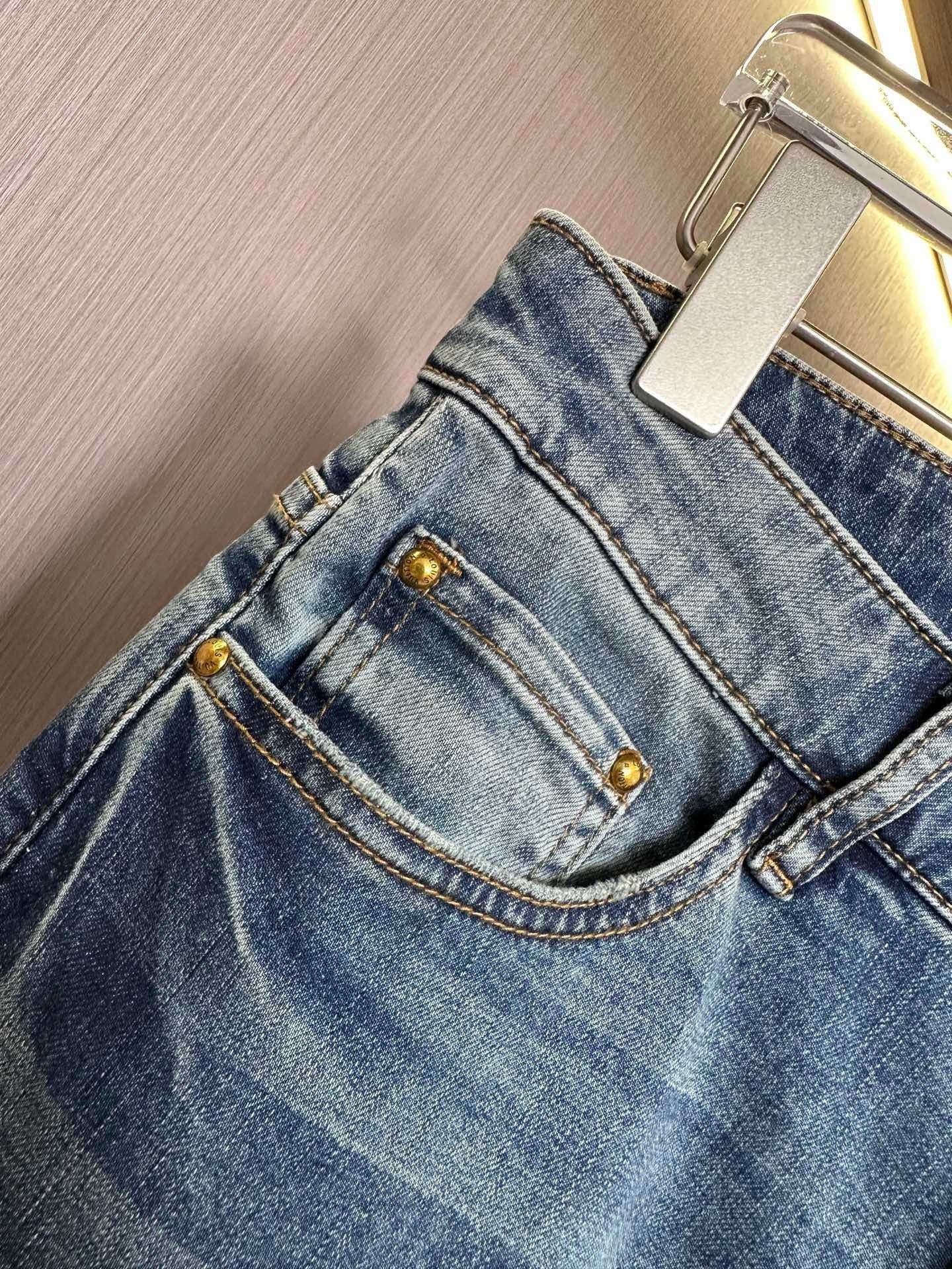 Blue Denim Jeans with Checkered Pocket Detail