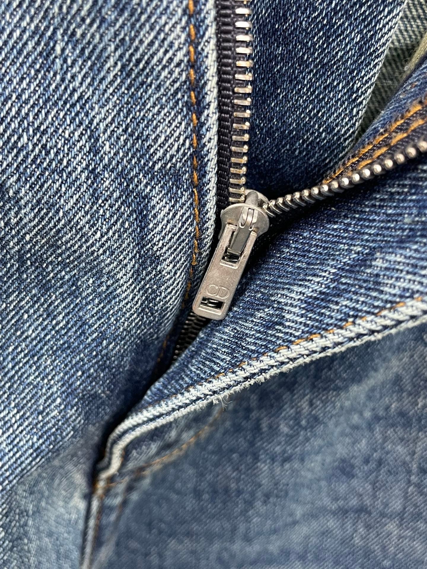 Straight-fit faded jeans